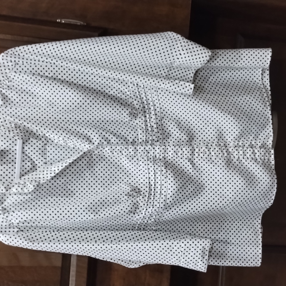 White with black polka dots button up short